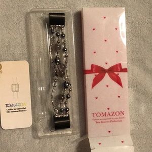 NWOT Fitbit charge 2 beaded band
